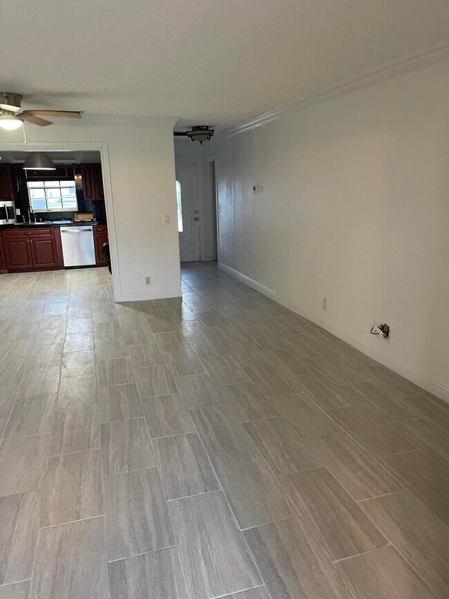 Building Photo - 192 Cape Cod Cir
