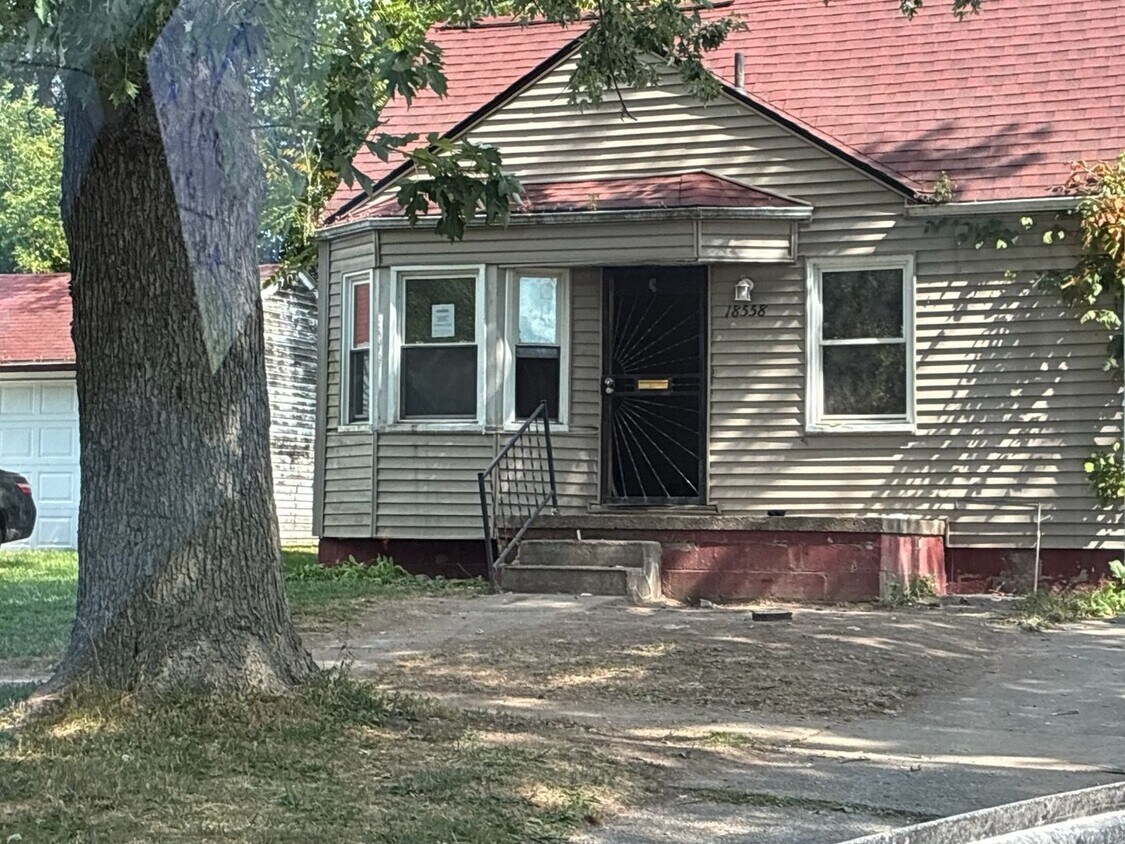 Primary Photo - 3 Bedroom 1 Bath Ranch