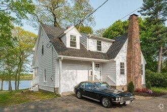 Building Photo - 451 Mystic St