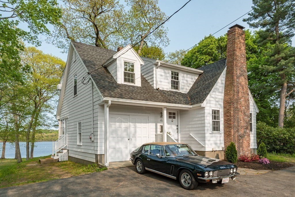 Foto principal - 451 Mystic St
