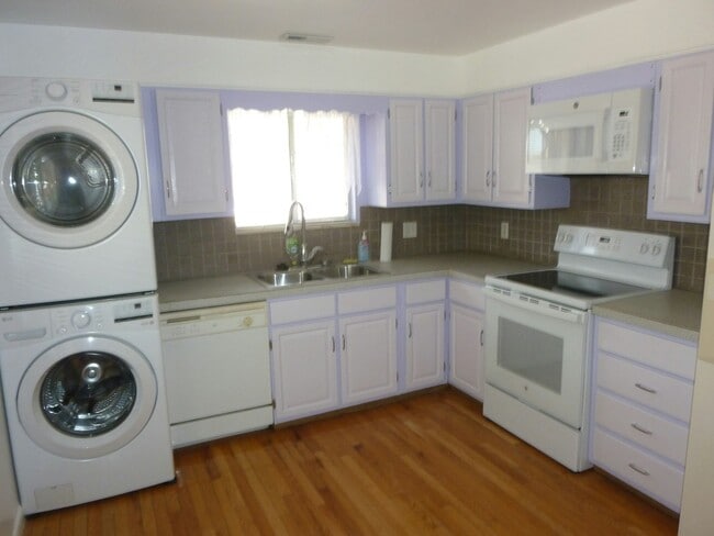 Photo - 2959 Newton St Apartment
