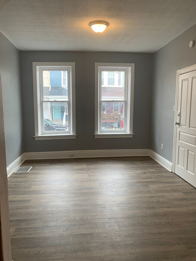 Foto del edificio - 1/2 Off 2nd Month Rent Special! Beautiful ...