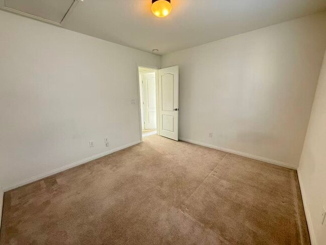 Foto del edificio - GORGEOUS 2-STORY HOME IN THE VISTAS