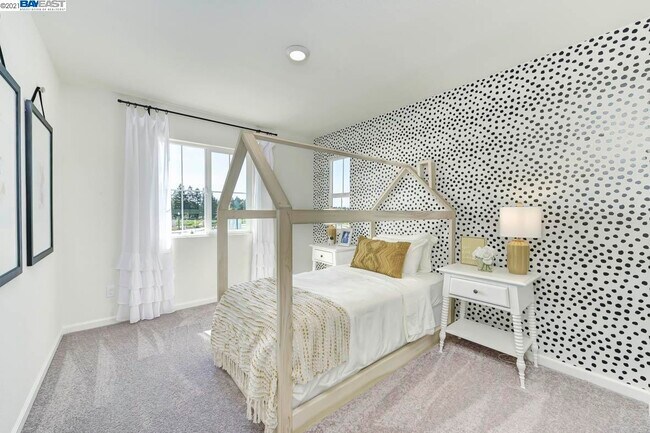 Building Photo - 1558 Bridgegate Way