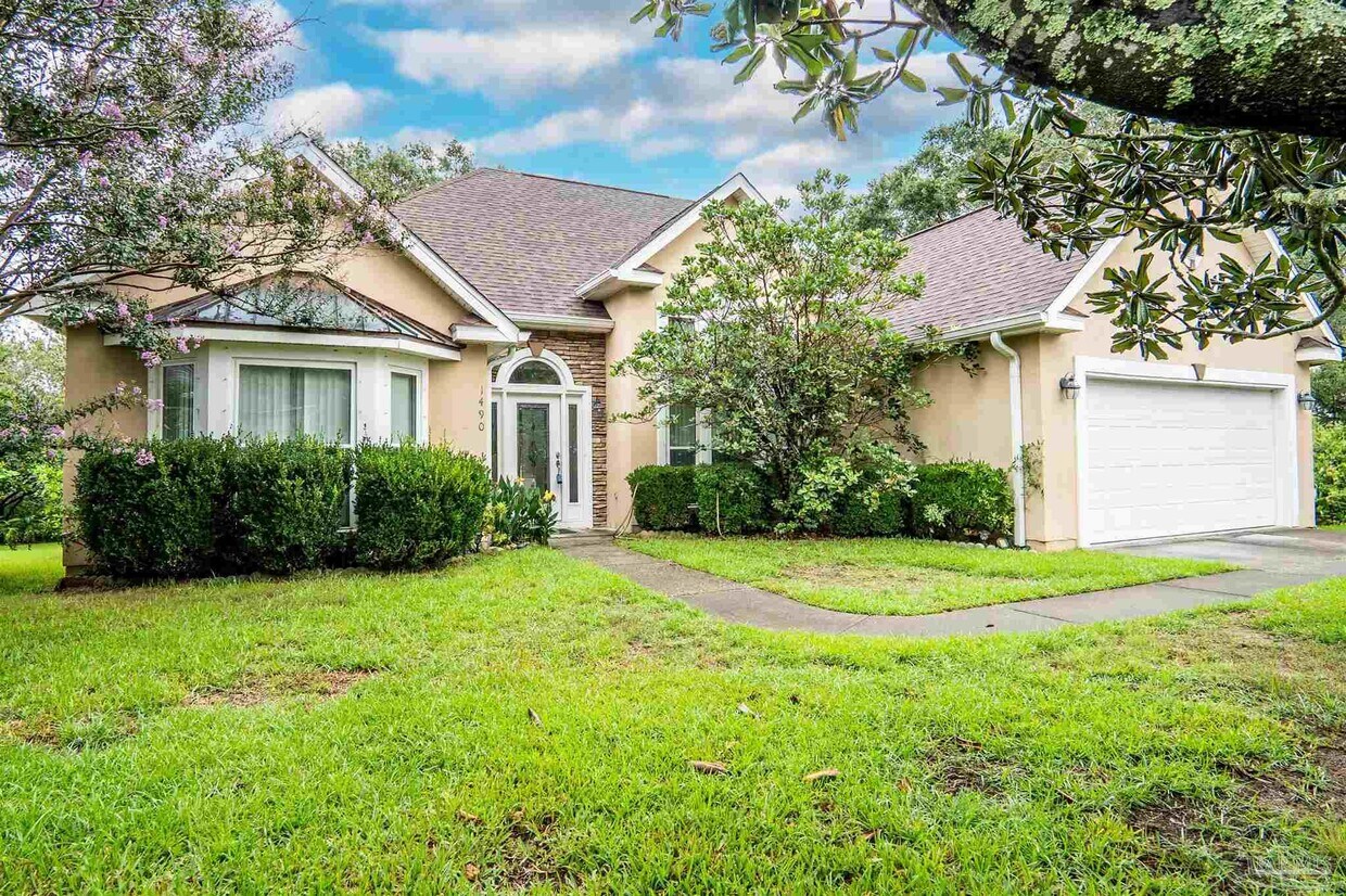 Foto principal - 1490 Chalet Pl