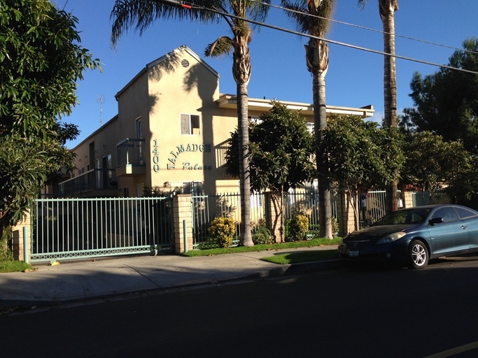 Primary Photo - Talmadge Palace Apartments