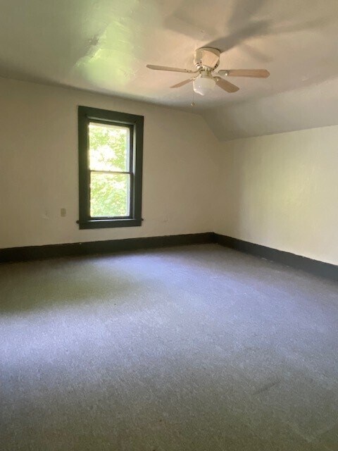 Building Photo - 349 Talbot Ave