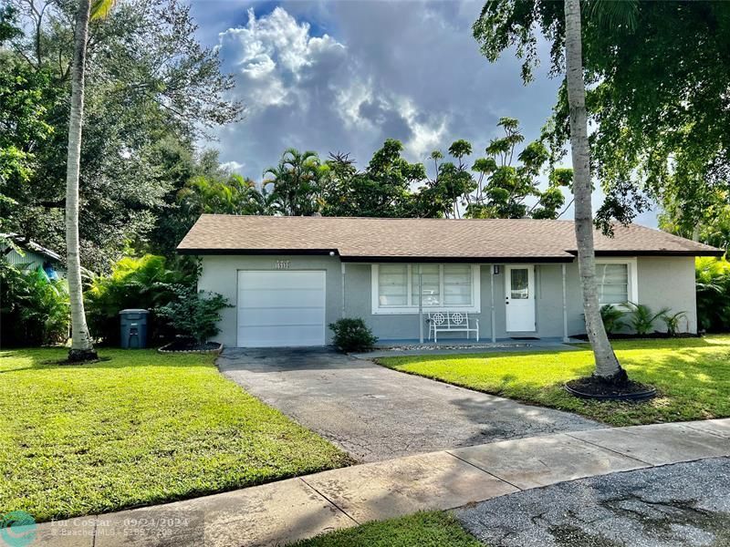 Foto principal - 18435 Spanish Isles Ct