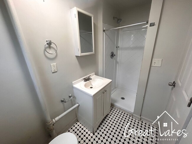 Foto del edificio - 1563 Waterman St