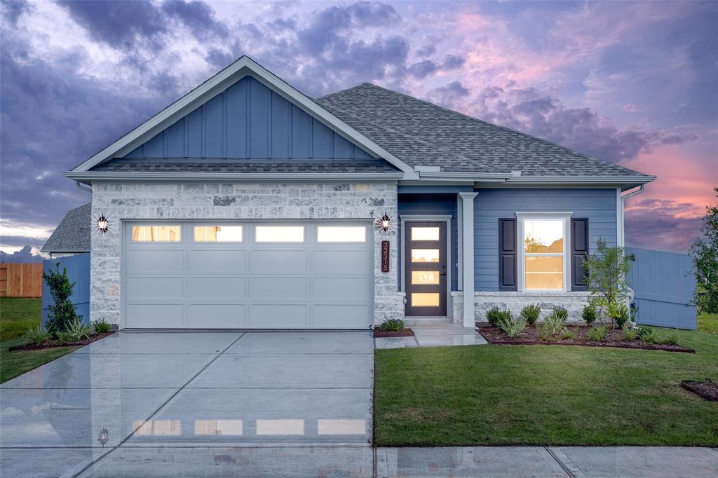 Foto principal - 32315 Clouser Minnow Ct