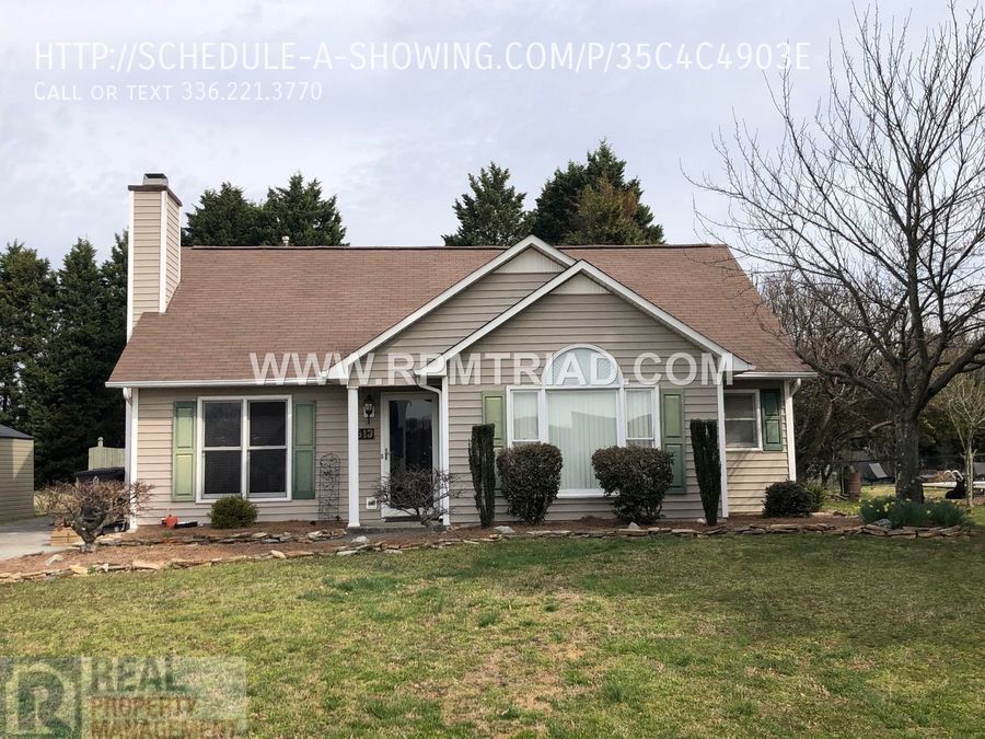 Beautiful One Level 3BR/2BA Home in Winsto... House for Rent in