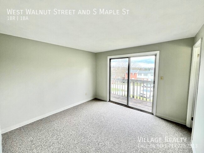 Foto del edificio - Cozy upper-level 1-Bedroom end-unit with O...