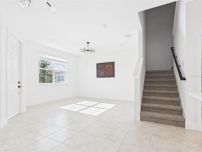 Foto del edificio - 5611 SW 72nd Ct
