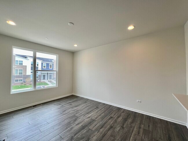 Foto del edificio - 29W707 Cambridge St