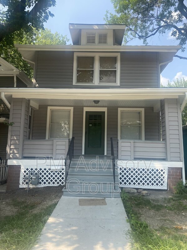 Primary Photo - 908 SW 12th St