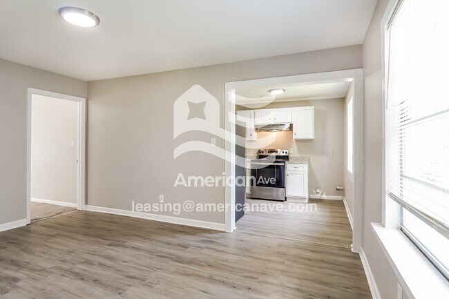 Foto del edificio - 105 Livingston Ct