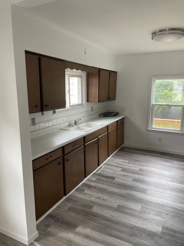 95 8th St, Fond Du Lac, WI 54935 Townhome Rentals in Fond Du Lac WI