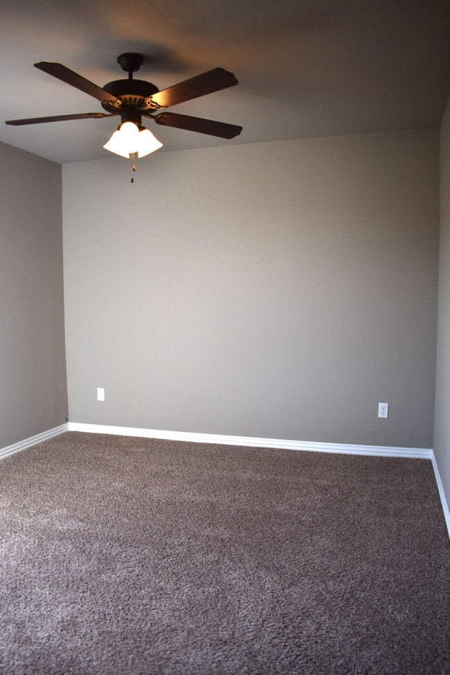 Building Photo - 3 Bedroom 2 Bathroom Home in Prairie Grove.