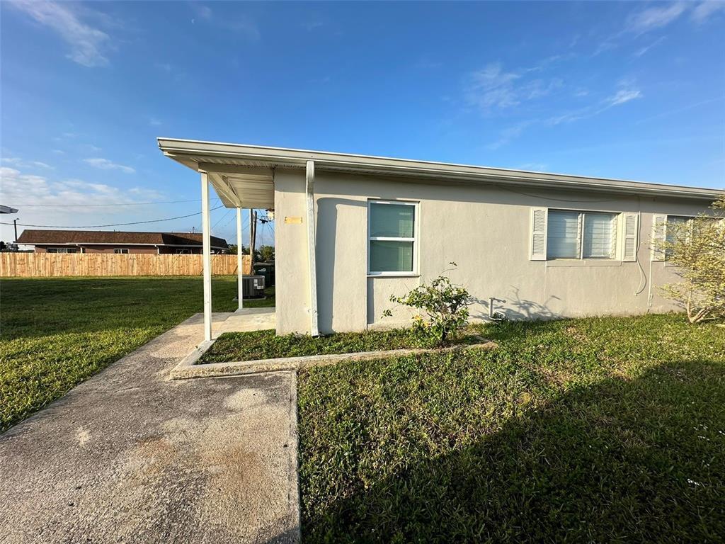 Foto principal - 6025 Deming Ave