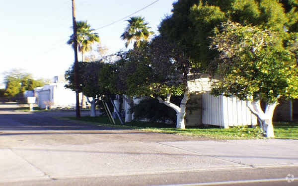 Building Photo - Mesa Grande MHP-110 Spaces