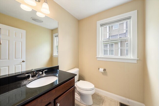 Foto del edificio - 5 Bayberry Ln