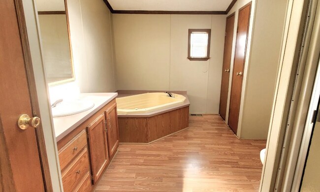 Foto del edificio - 9890 Eastwinds Dr