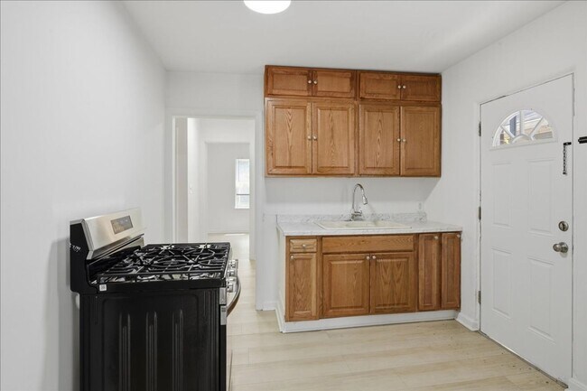 Foto del edificio - 1509 N Chester Ave