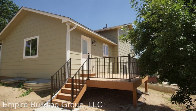 Building Photo - 3808 Somerset St