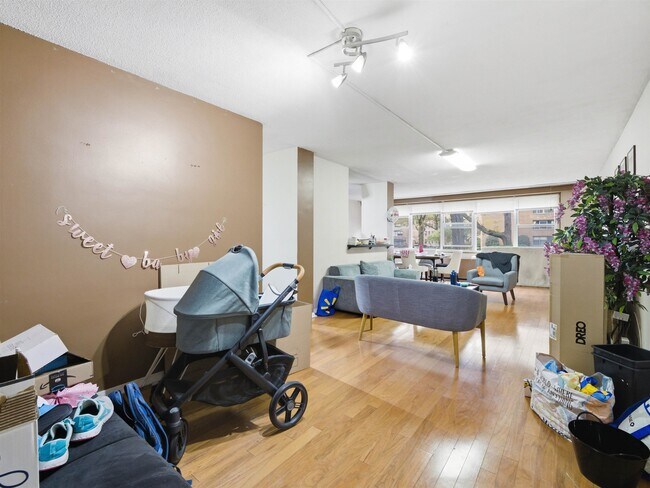 Foto del edificio - 201 St Pauls Ave