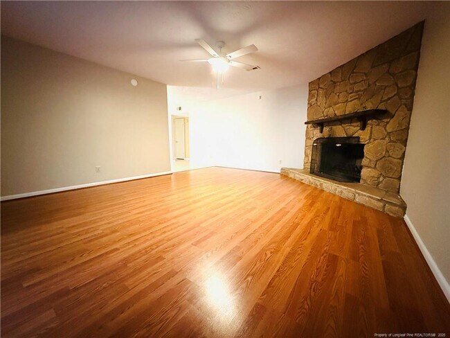 Building Photo - 6809 Timbercroft Ln