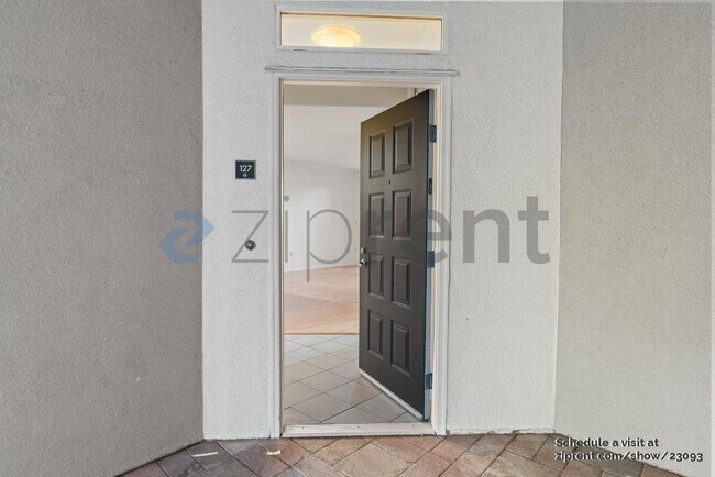 Foto del edificio - 3901 Lick Mill Blvd