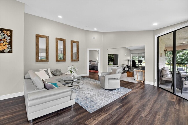 Foto del edificio - 15307 Strathearn Dr