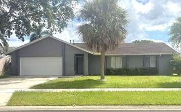 Building Photo - 2348 Bay Leaf Dr