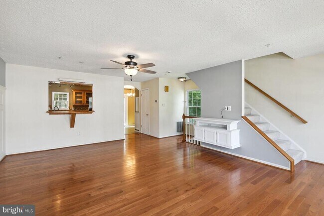 Foto del edificio - 1511 Ashburnham Dr