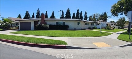 Building Photo - 6158 E Pageantry St