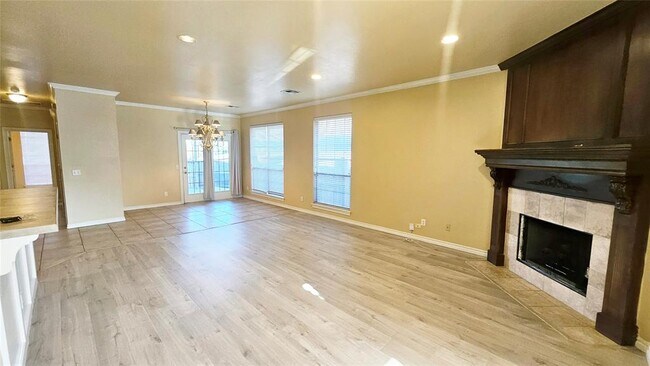 Foto del edificio - 17205 Cedar Dr