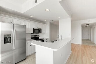 Building Photo - 8570 Kingbird Loop