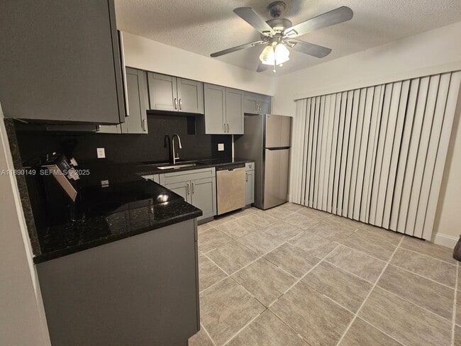 Building Photo - 3490 Atlanta St