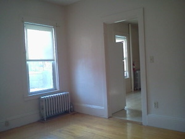 Building Photo - 454 Washington St