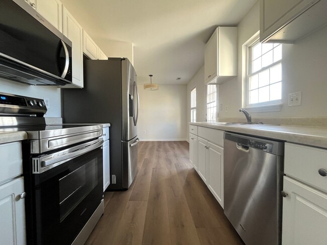 Foto del edificio - Beautifully renovated home!