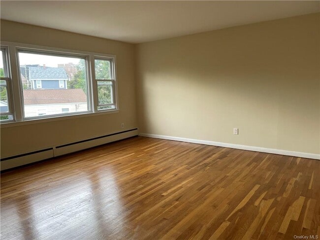 Foto del edificio - 1149 Jensen Ave