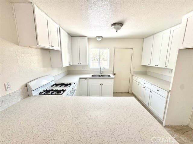 Foto del edificio - 16214 Juniper St