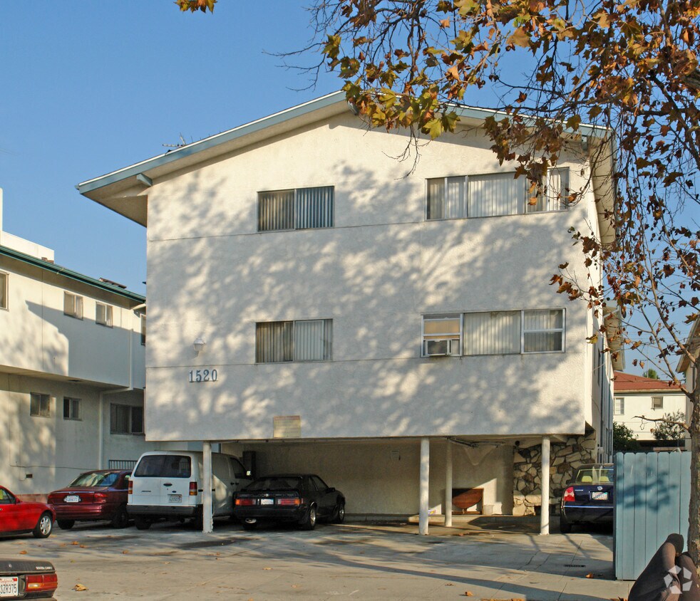 Building Photo - 1520 S Sherbourne Dr