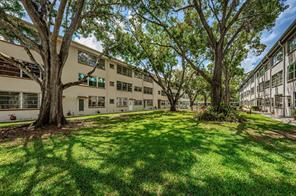 Foto principal - 5890 38th Ave N