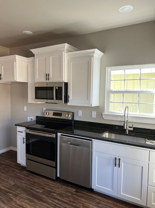 Foto del edificio - 2553 W Harold St