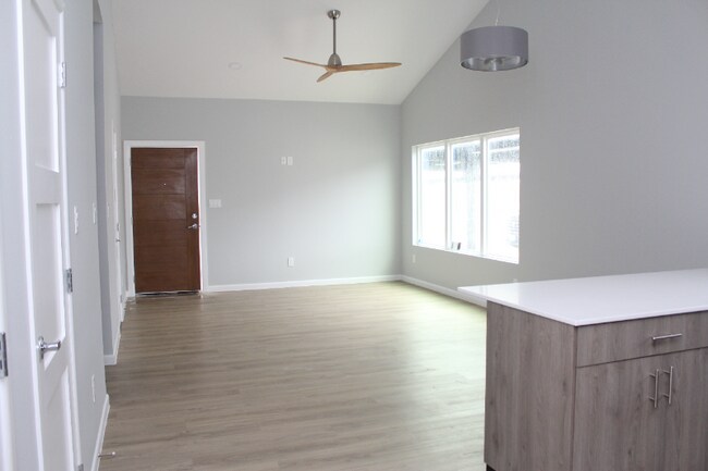 Foto del edificio - 2608 Mockingbird Rd