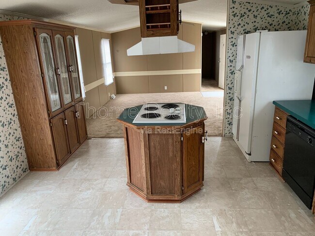 Foto del edificio - 162 Matts Ln