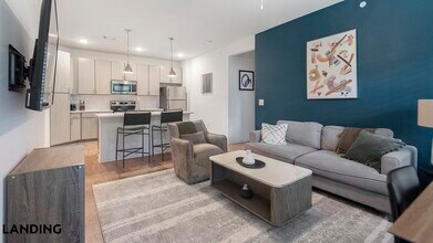 Building Photo - 599 Tapestry Lp