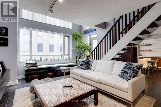 Photo du bâtiment - 80 Cumberland St