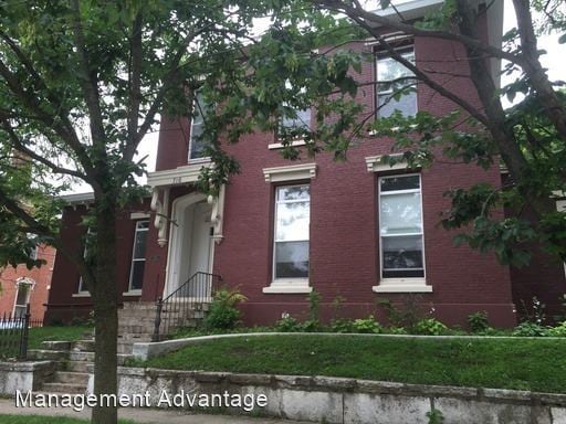 Building Photo - 716 Brown St
